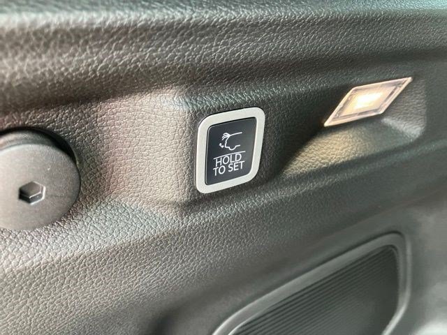 New 2026 Steel Blue Exterior Paint Jeep Limited image 28