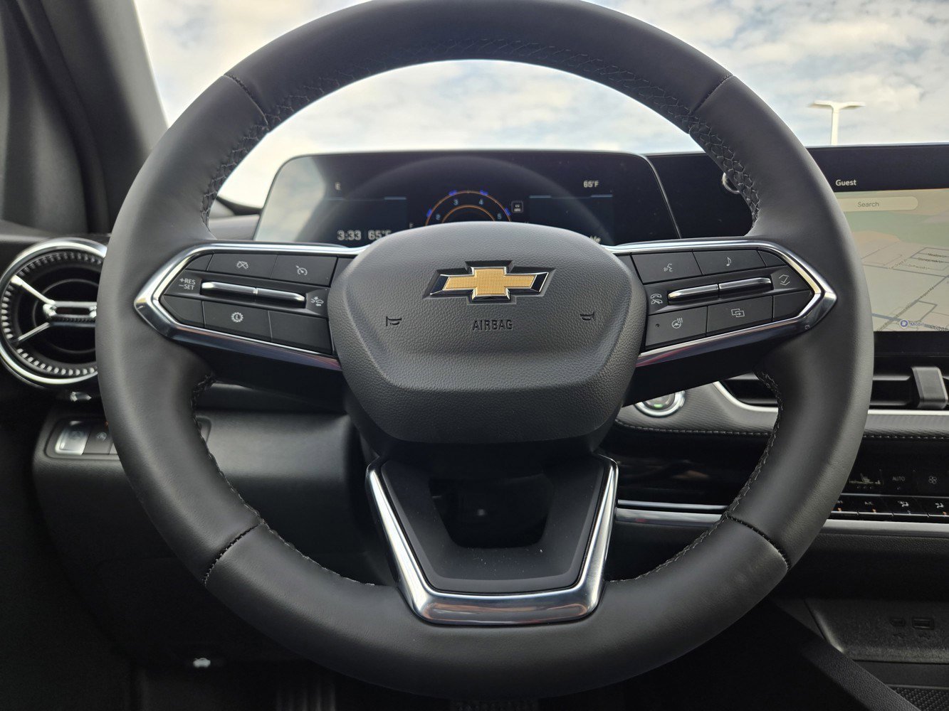2026 Chevrolet Equinox LT - Photo 11
