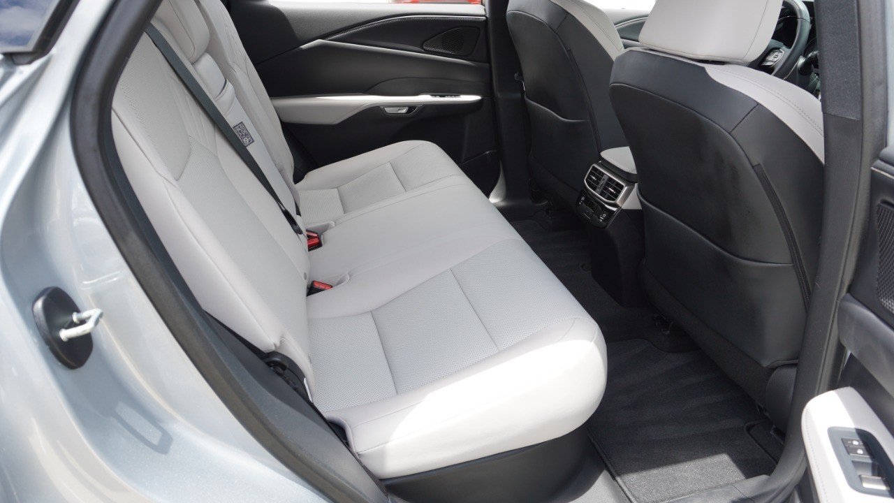 Certified Used 2024 Silver Lexus RX 350 Premium image 32