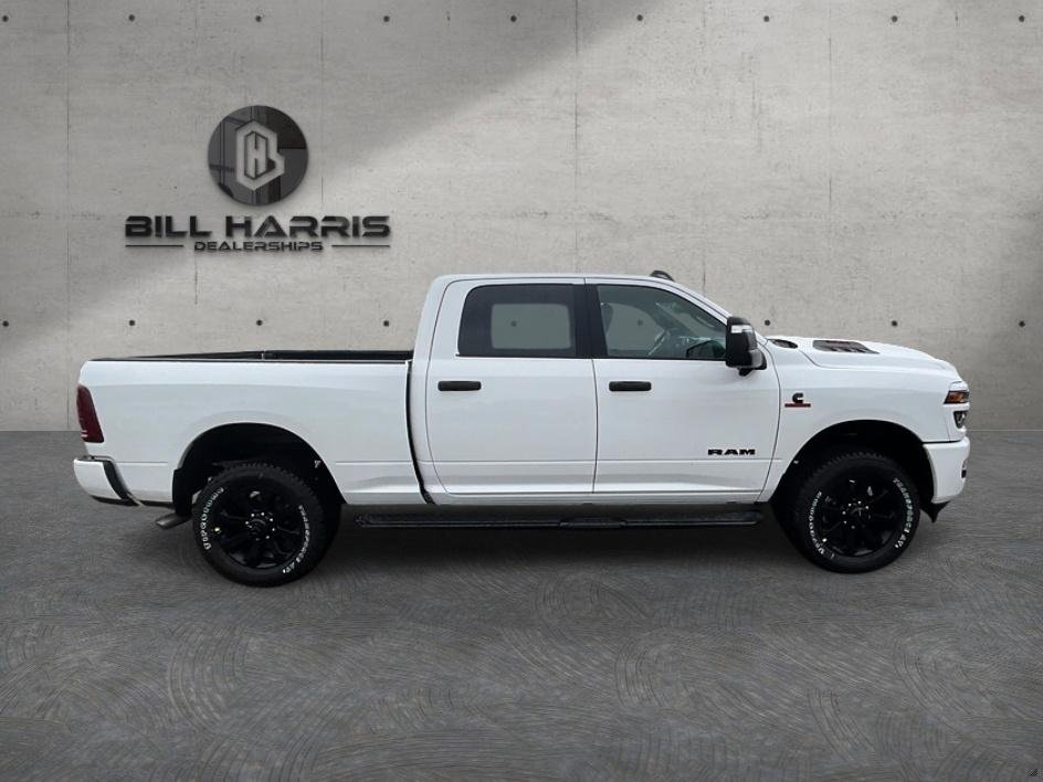 New 2027 Bright White Clear-Coat Exterior Paint RAM Big Horn image 4