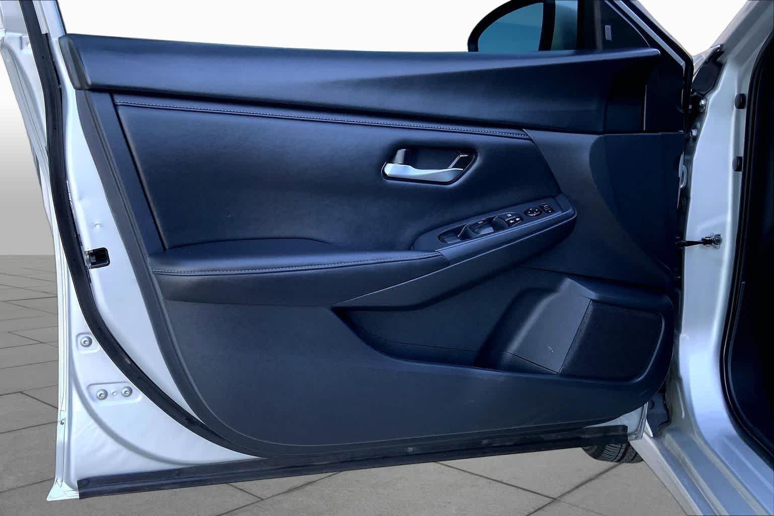 Used 2023 Brilliant Silver Metallic Nissan SV image 22
