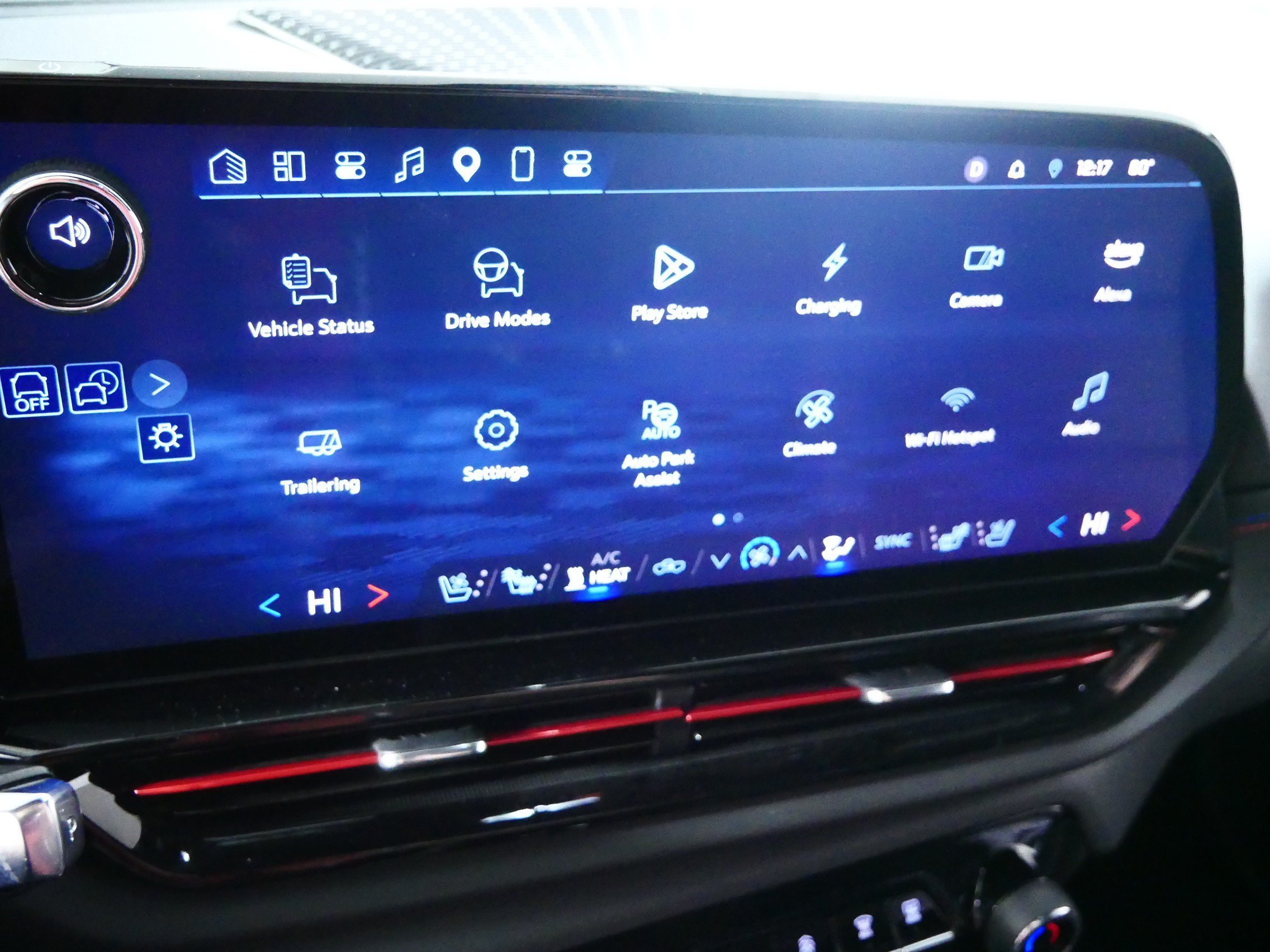 Used 2025 Black Chevrolet RST - Max Range image 32