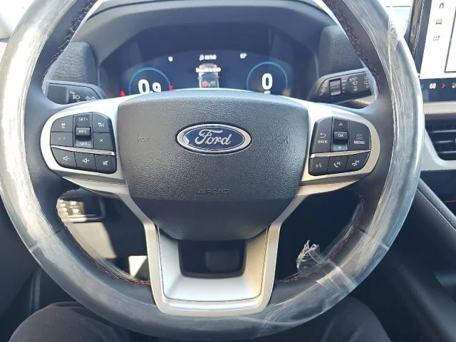 New 2026 Space White Metallic Ford Active image 61