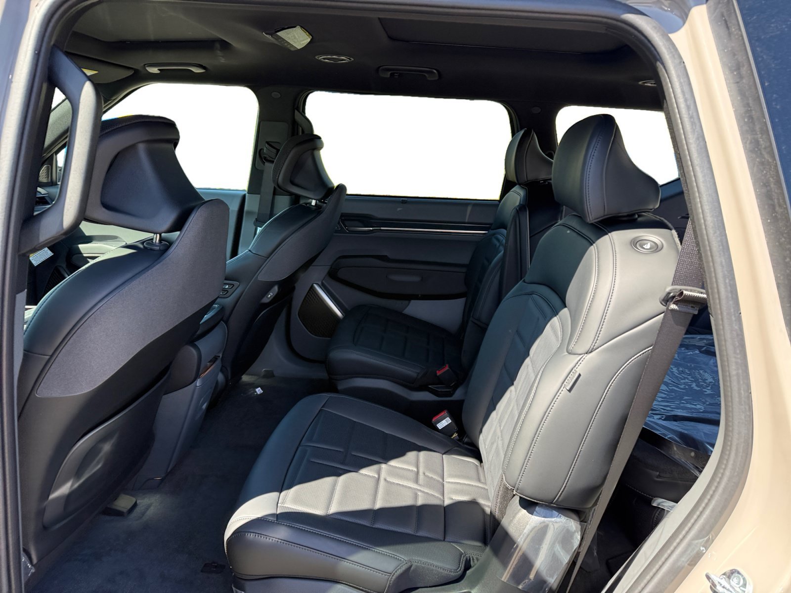 New 2026 Road Rider Brown Kia Land AWD image 16