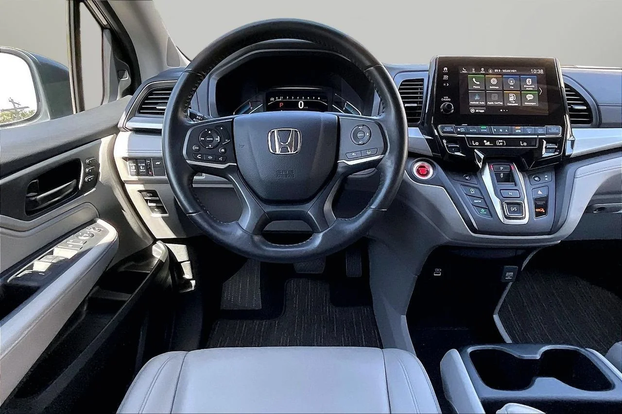 Certified Used 2024  Honda EX-L image 11