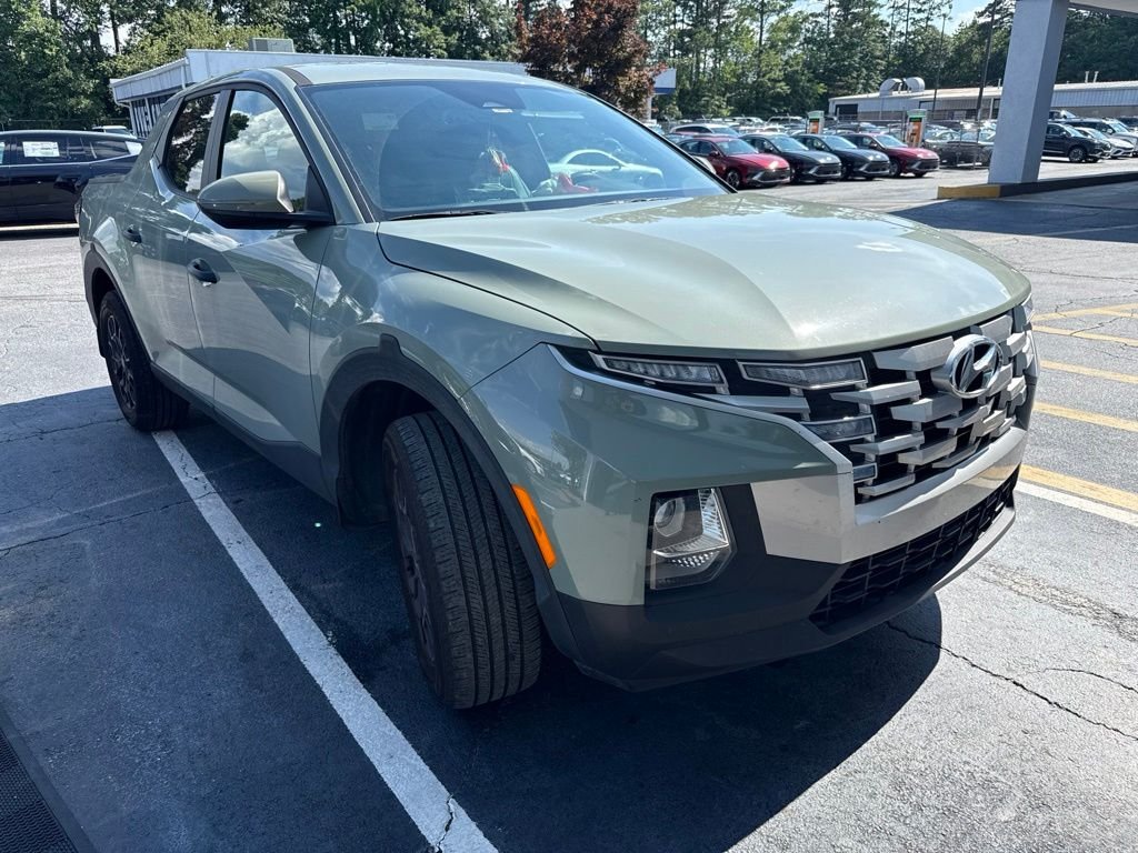 Used 2023 Green Hyundai SEL image 2