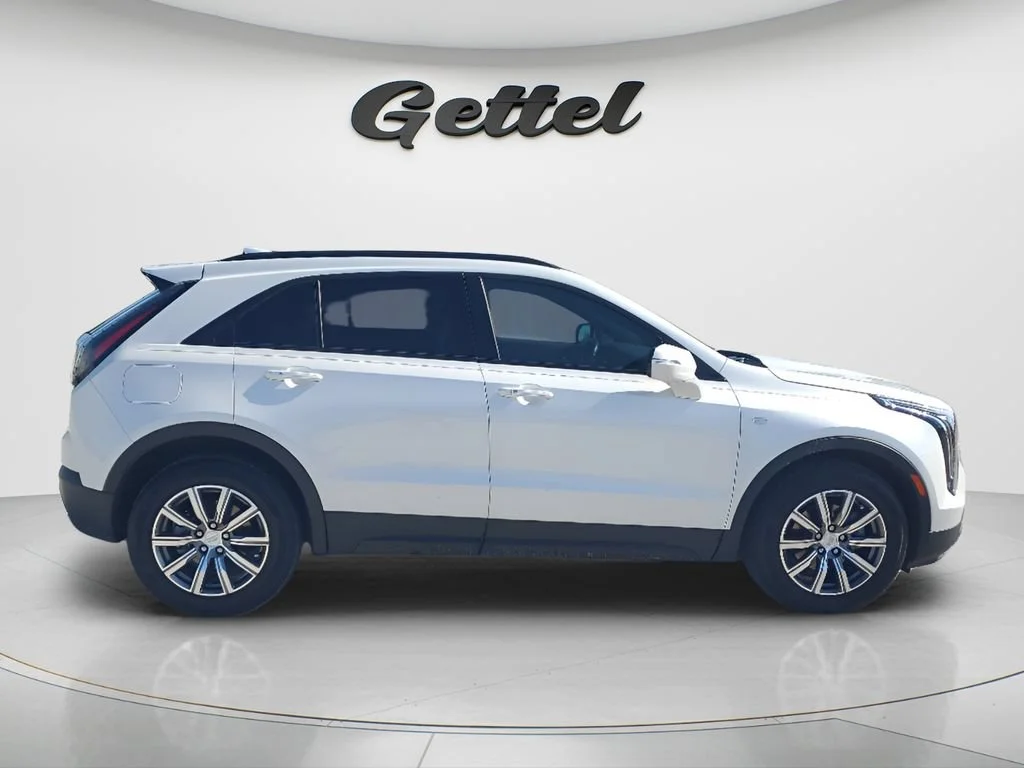 Used 2023 Crystal White Tricoat Cadillac Sport image 4