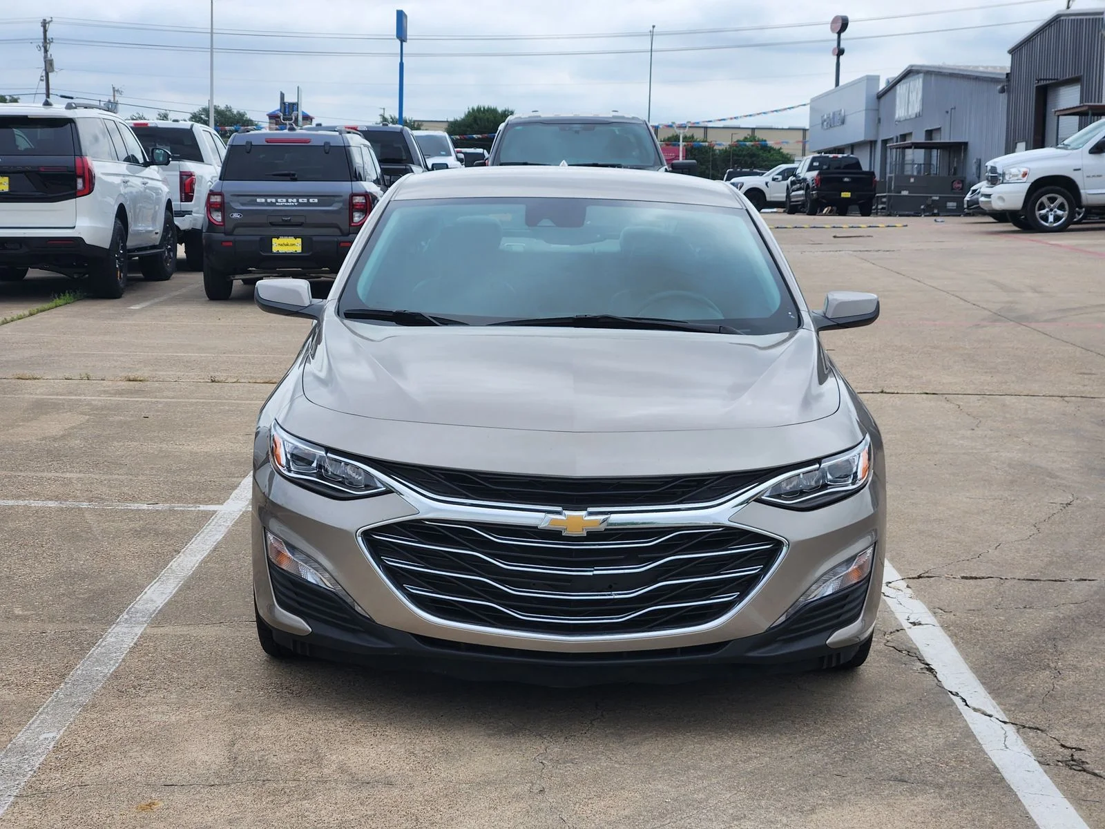 Used 2024 Gray Chevrolet LT image 2