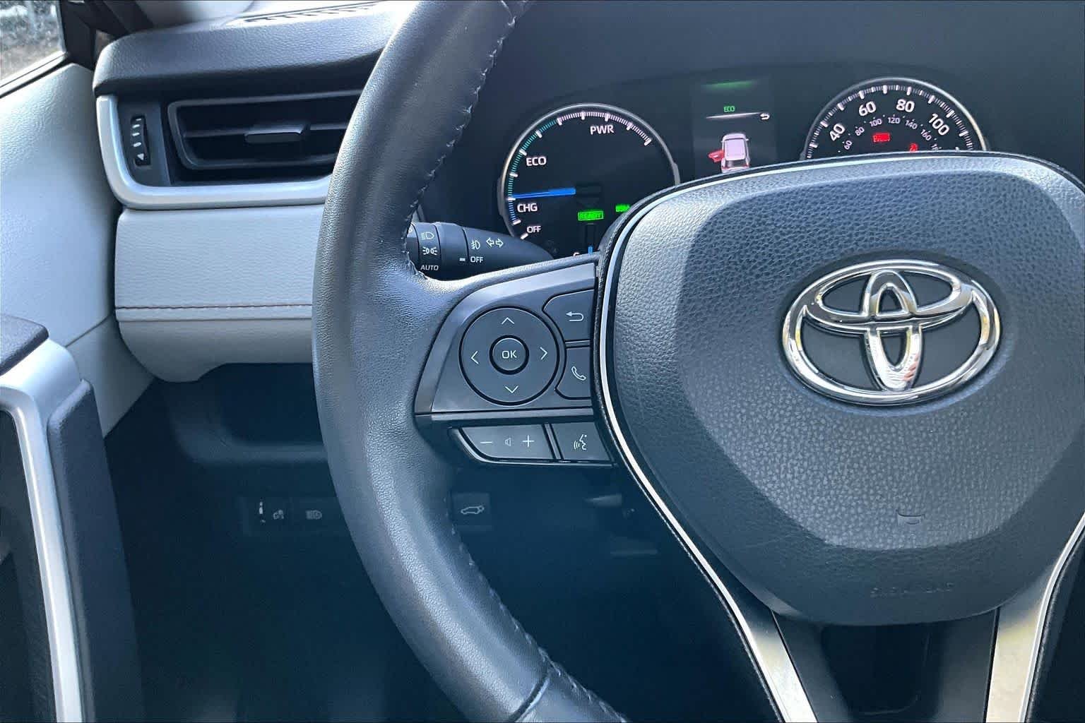 Used 2021 Magnetic Gray Metallic Toyota Hybrid XLE image 24