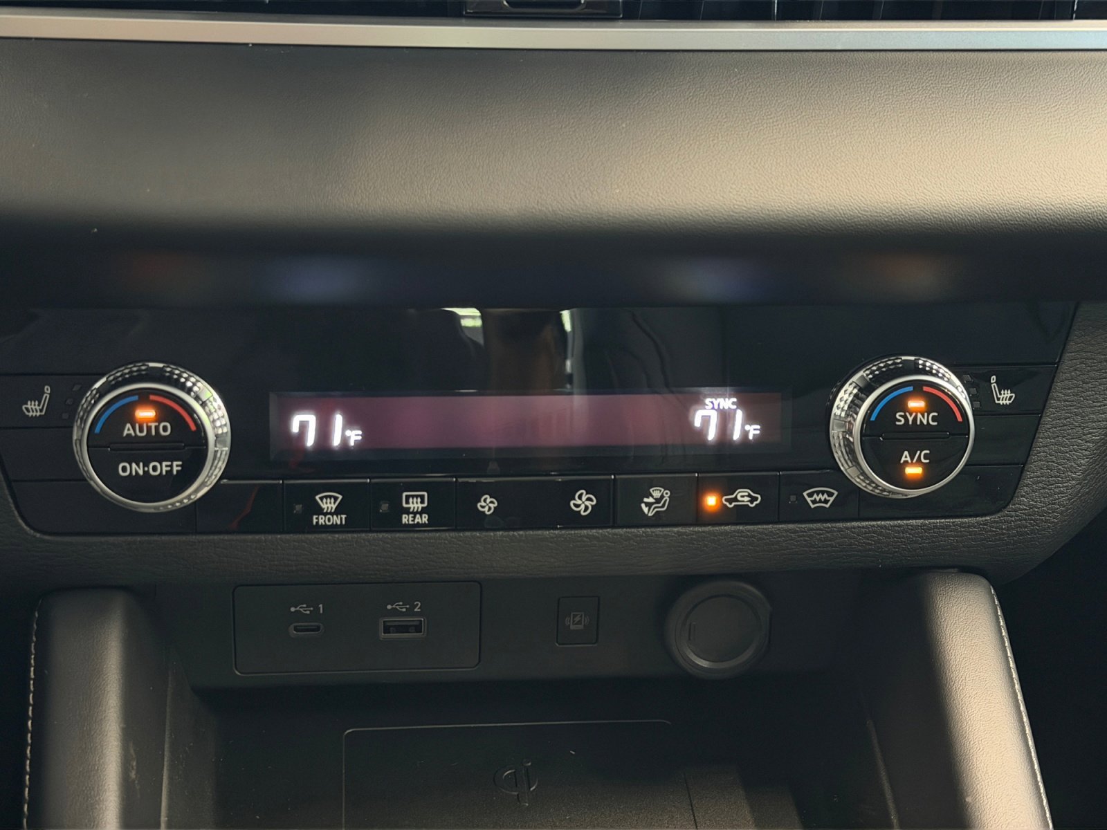 New 2026 Moonrock Gray Nissan SL image 20