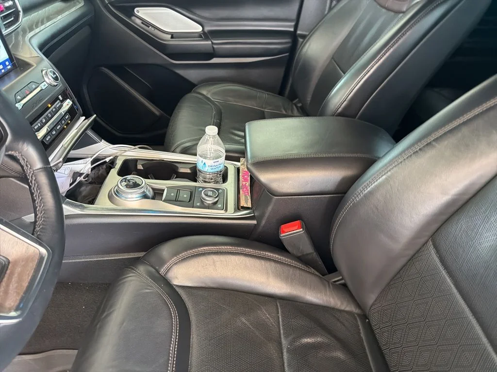 Used 2020 Black Ford Platinum image 12
