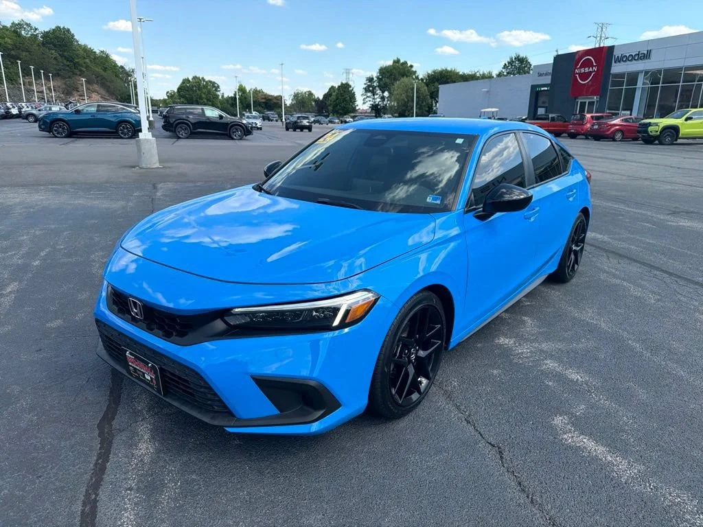 Used 2024 Boost Blue Pearl Honda Sport image 3