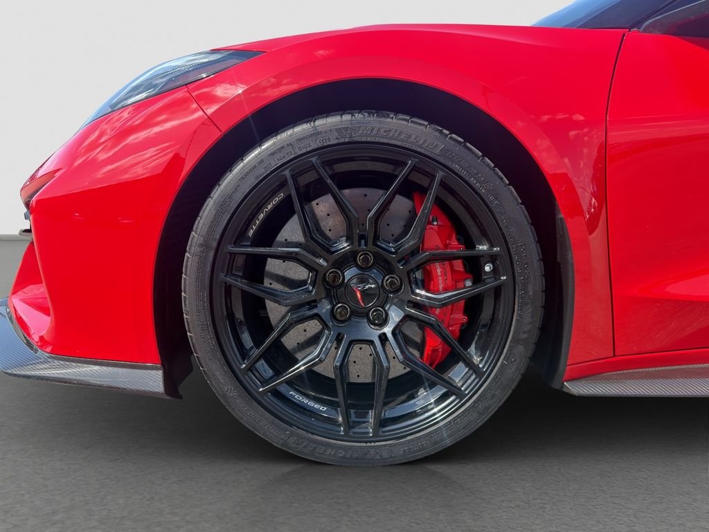 Used 2024 Red Chevrolet Z06 image 19