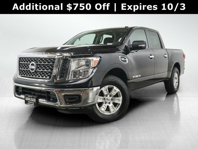 2017 Nissan Titan SV