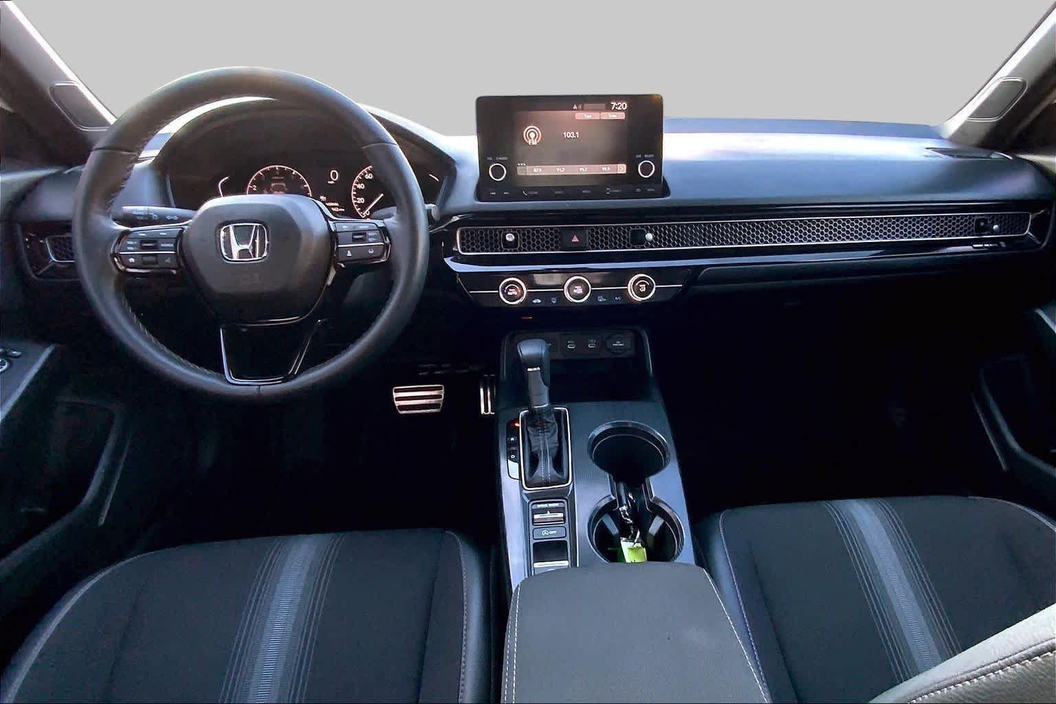 Used 2025 Platinum White Pearl Honda Sport image 15