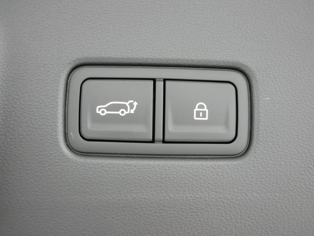 Certified Used 2026 White Hyundai Calligraphy image 15