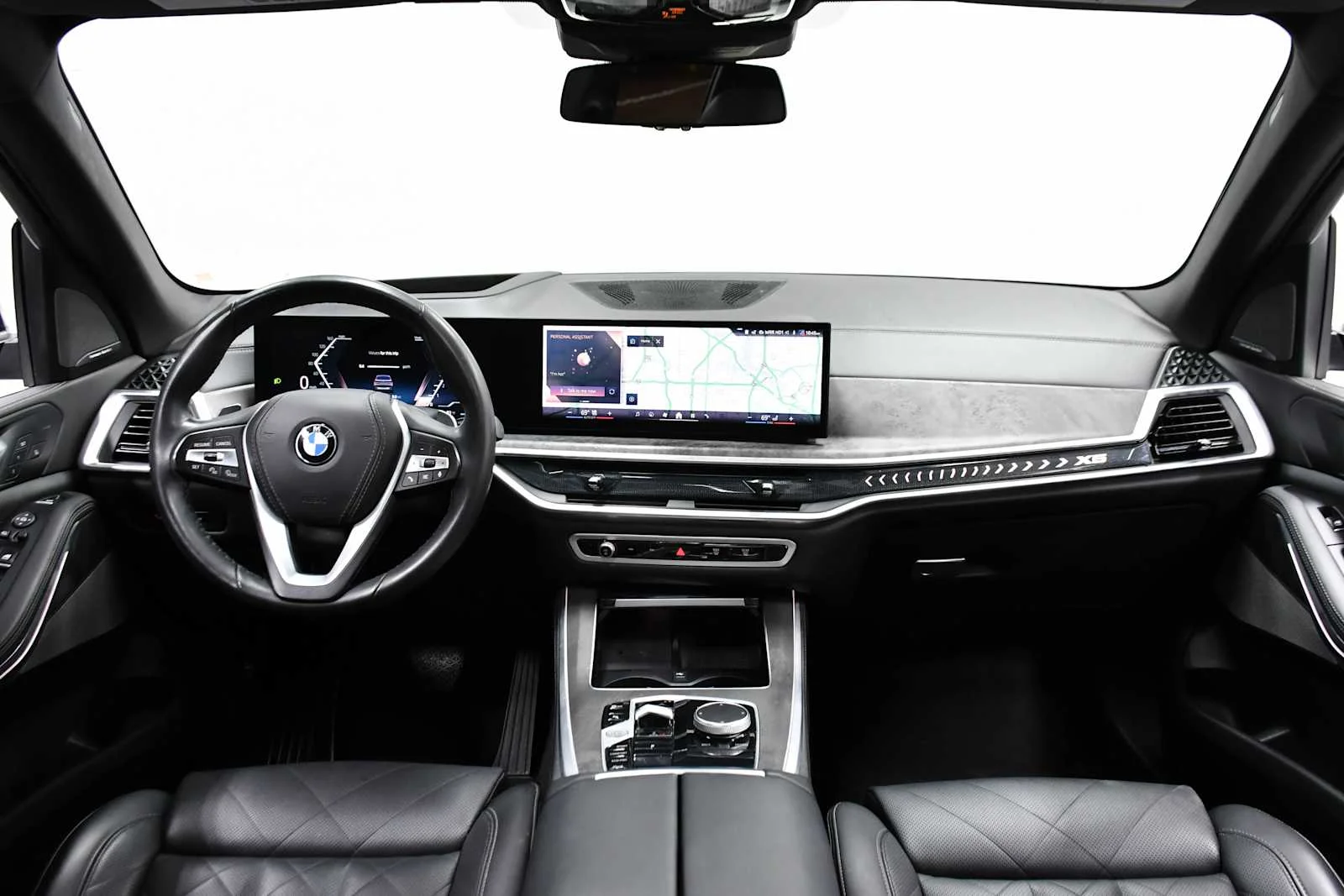 Used 2024 Skyscraper Grey Metallic BMW xDrive40i image 15