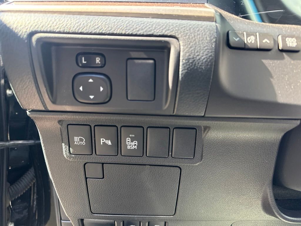 Used 2017 Caviar Lexus 350 image 18