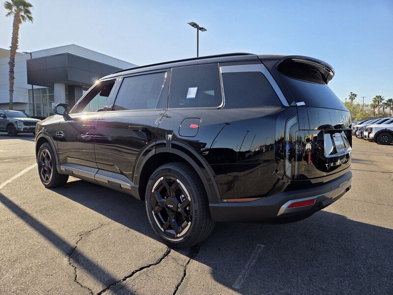 New 2027 Ebony Black Kia EX image 4