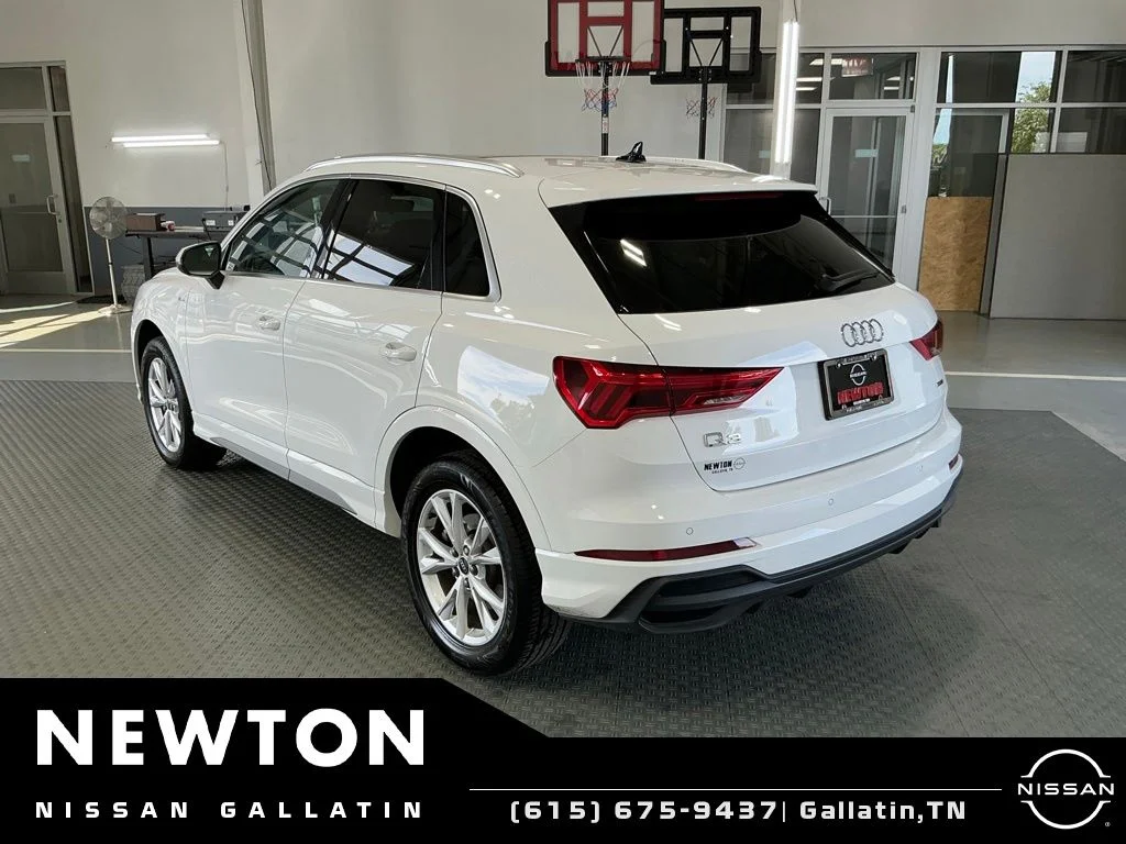 Used 2025 Arkona White Audi Premium image 24