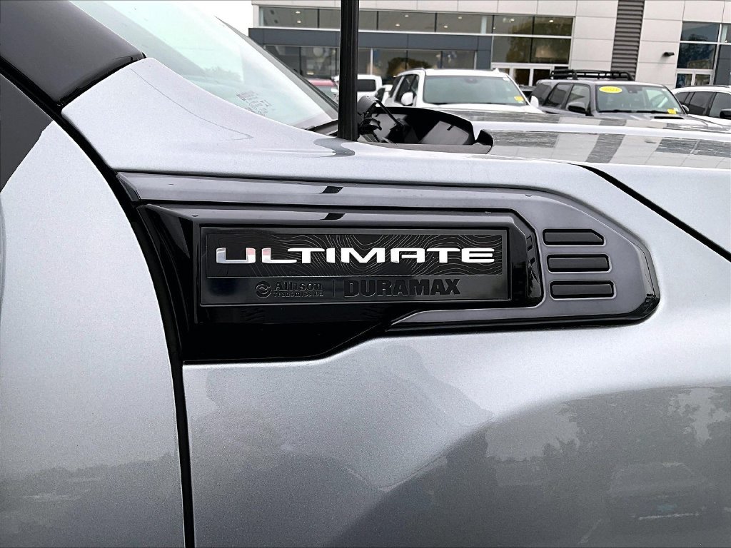 Used 2024 Sterling Metallic GMC Denali Ultimate image 28