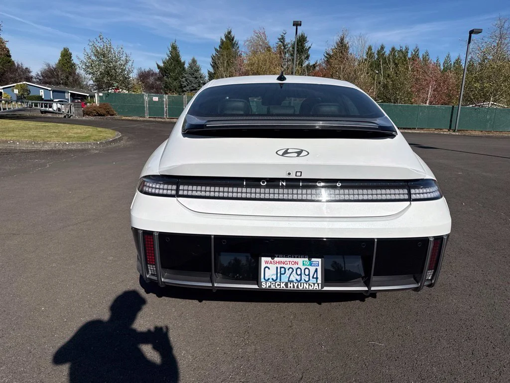 Used 2023 Serenity White Hyundai Limited image 6