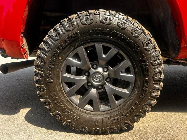 Used 2020 Red Toyota SR5 image 29