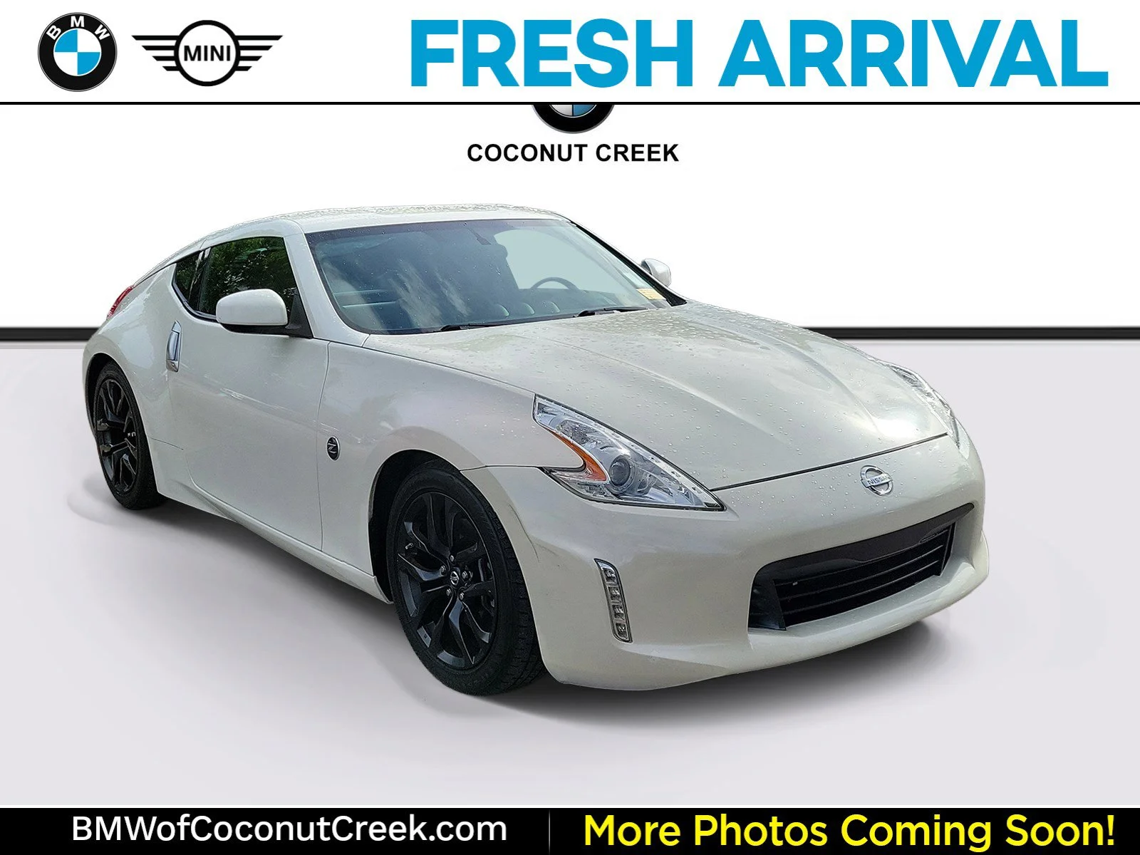 2016 Nissan 370Z Coupe Touring 7A/T's photo