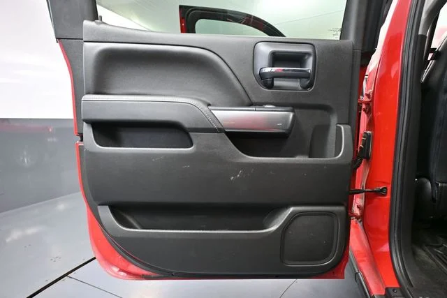 Used 2016 Red Chevrolet LT image 25