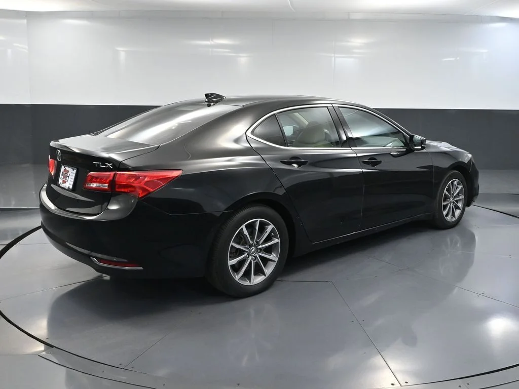 Used 2020 Black Acura 2.4L image 3