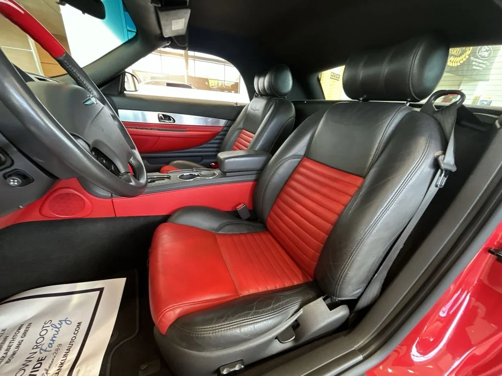 Used 2002 Red Ford Base image 17