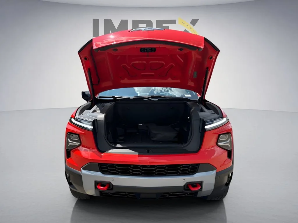 Used 2026 Habanero Orange Chevrolet Trail Boss - Max Range image 31