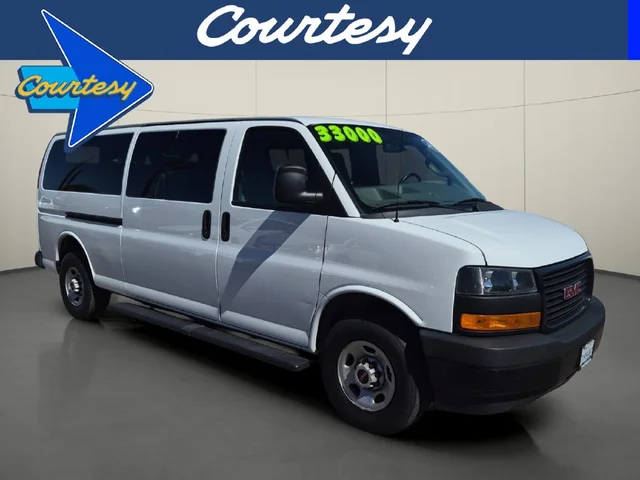 2022 GMC Savana 3500 LS