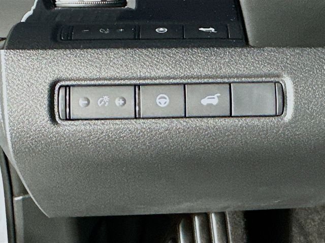 New 2026 Everest White Pearl TriCoat Nissan SV image 14
