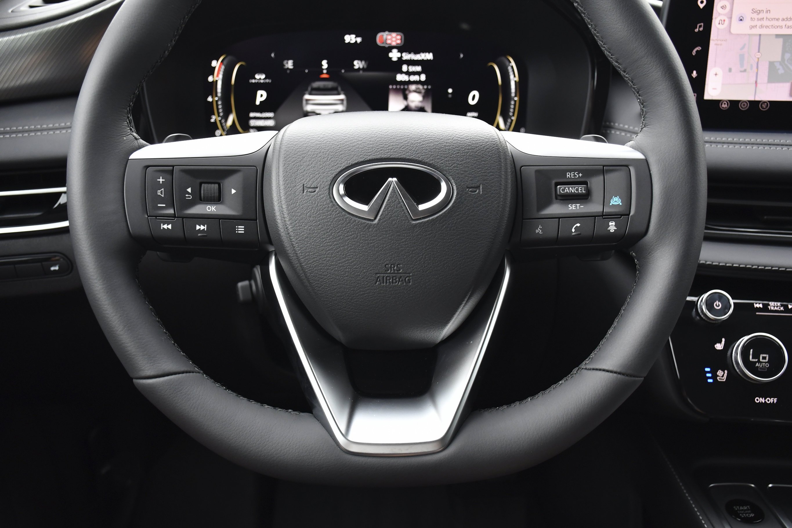 New 2027 MINERAL BLACK INFINITI Luxe FWD image 7