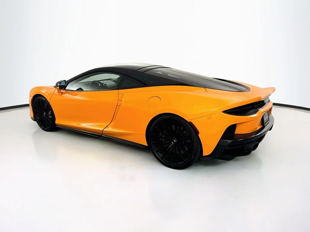 Used 2021 Orange McLaren Base image 7