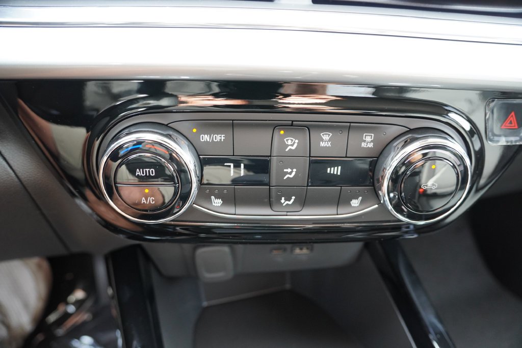 2026 Chevrolet Trax LT - Photo 15