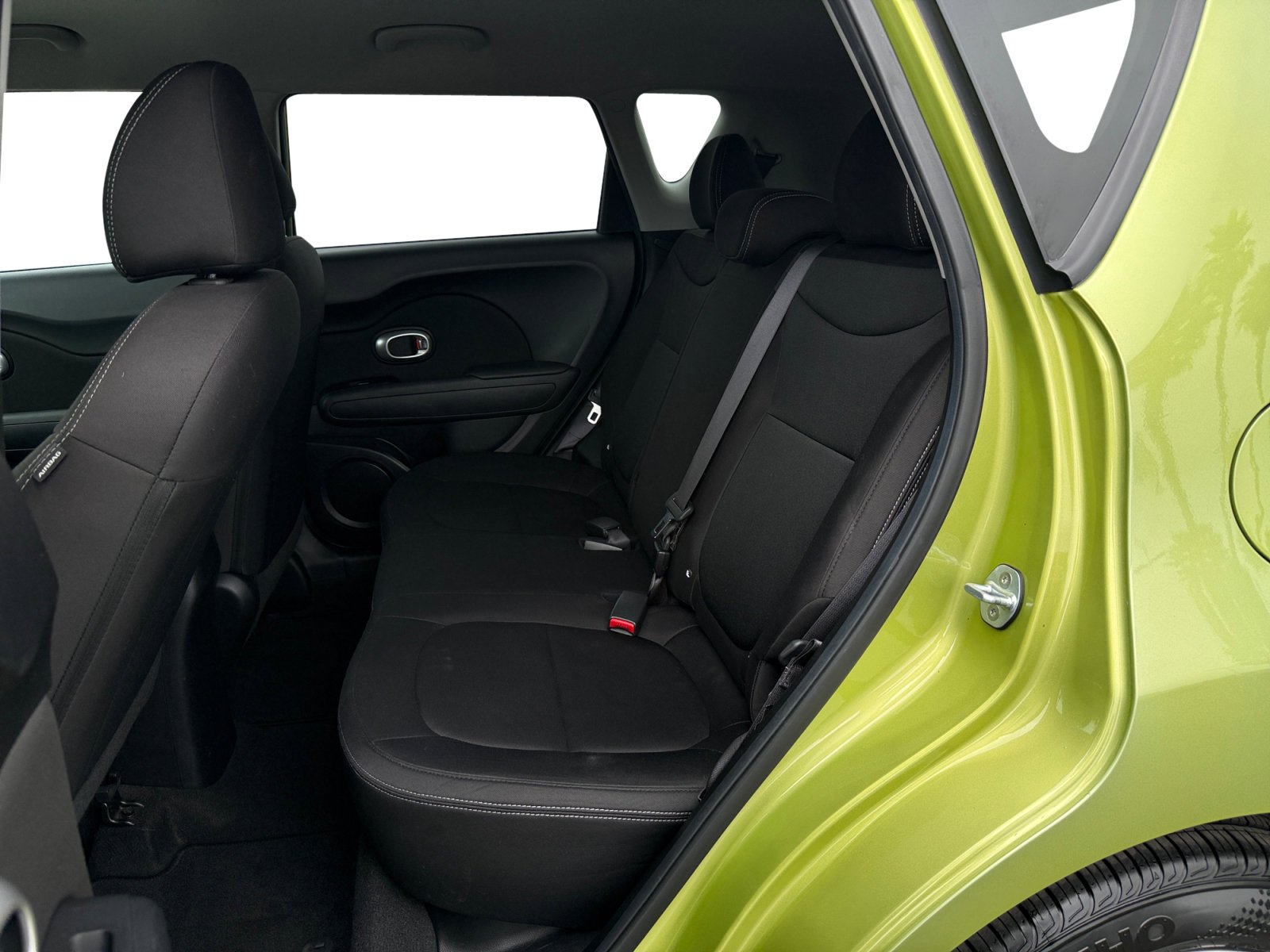 Used 2019 Alien II Kia Base image 16