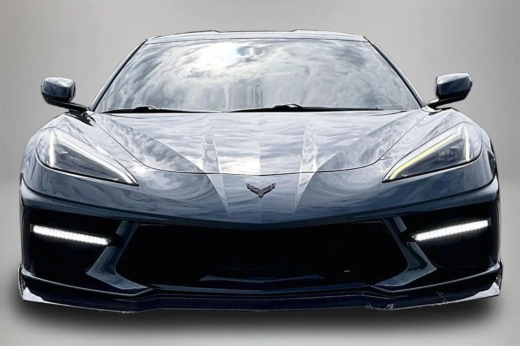 Used 2020 Gray Chevrolet Stingray image 3