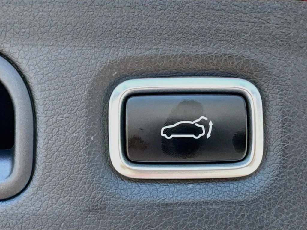 Used 2018 Red Kia GT2 image 32