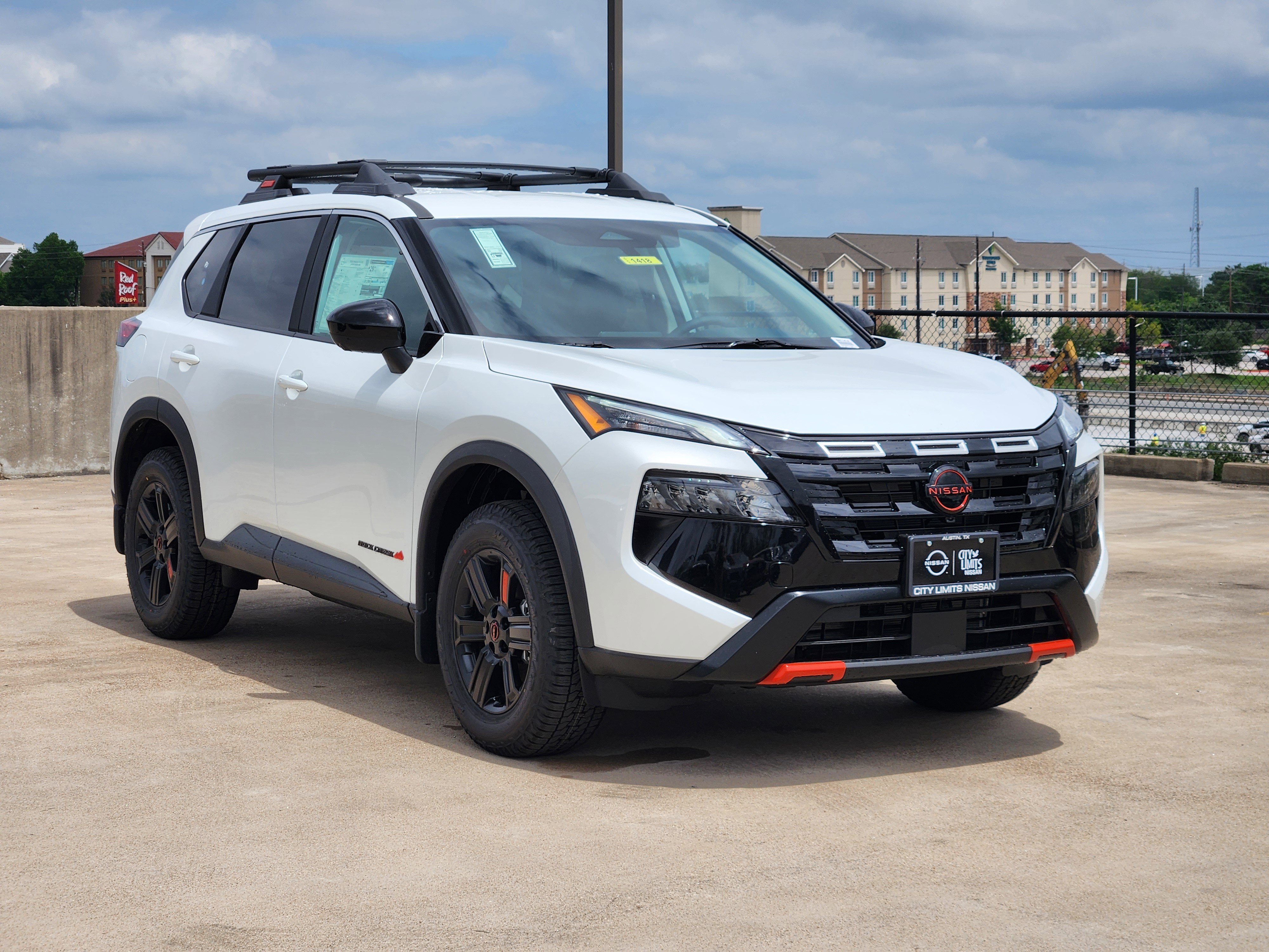 New 2026 Everest White Pearl TriCoat Nissan Rock Creek® image 3