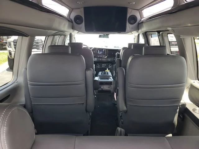 New 2026 Onyx Black GMC Work Van image 33
