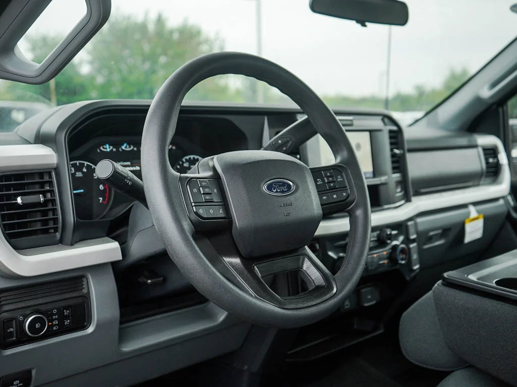 New 2026 Oxford White Ford F-350® XLT image 14