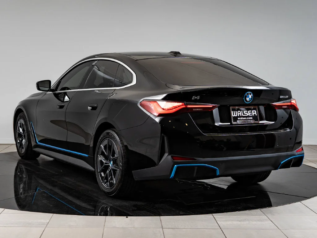 Used 2023 Jet Black BMW eDrive35 image 6