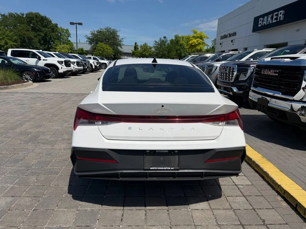 Used 2024 White Hyundai SE image 6
