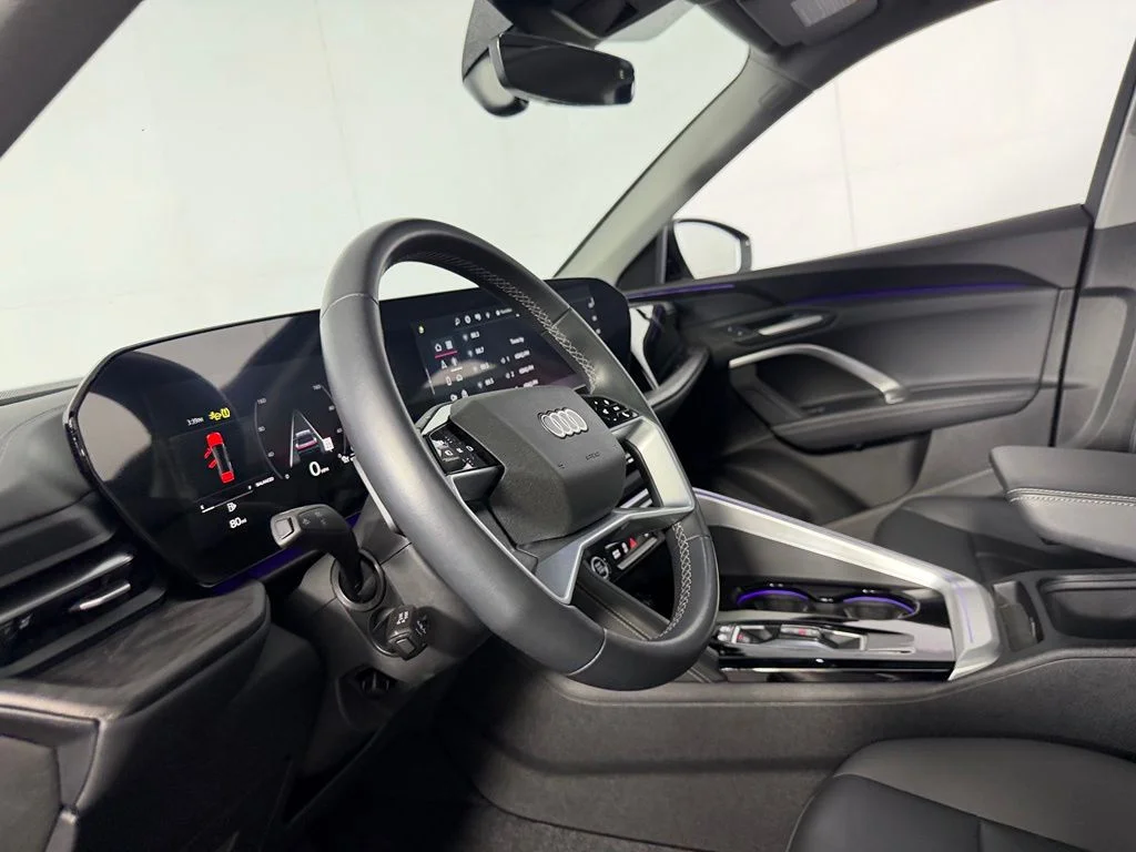 2025 Audi Q5 Premium - Photo 23
