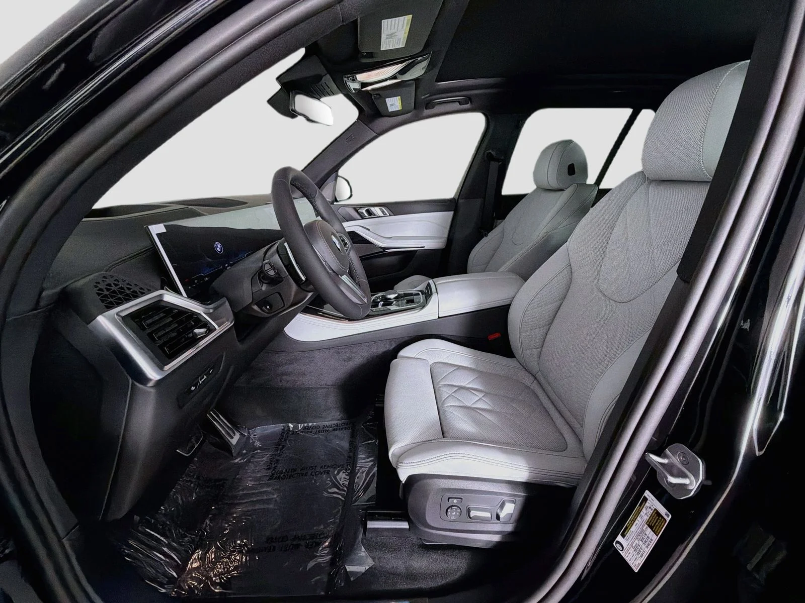 New 2026 Black Sapphire Metallic BMW sDrive40i image 22