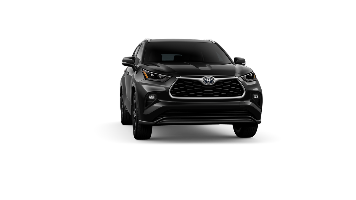 New 2026 Midnight Black Metallic Toyota XLE image 16