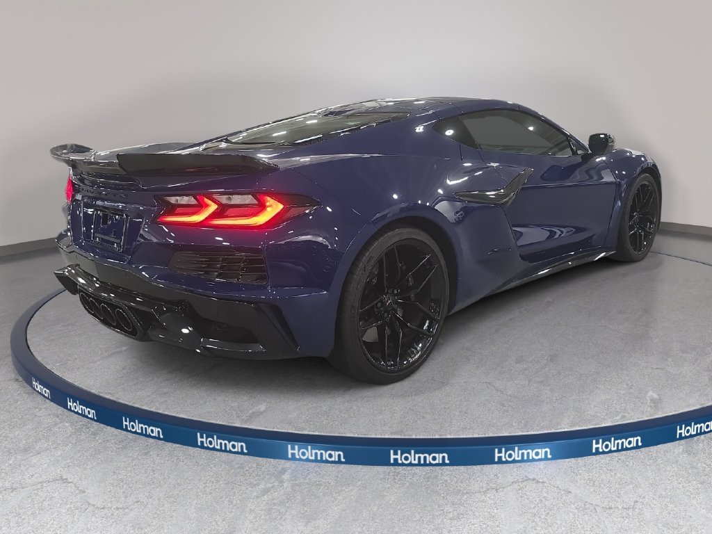 Used 2025 Hysteria Purple Metallic Chevrolet Z06 image 6