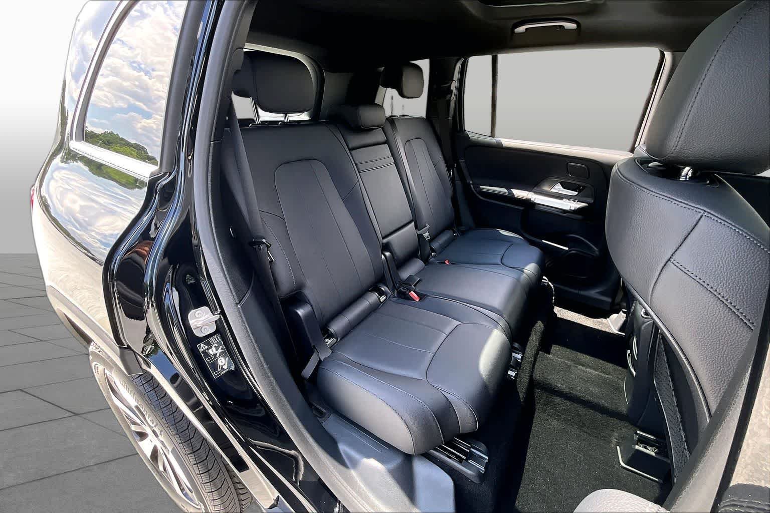 Certified Used 2026 Night Black Mercedes-Benz GLB 250 image 19